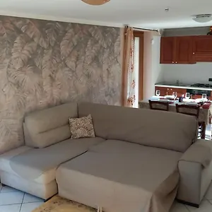 Casa vacanze Casa Felice, Costa Volpino